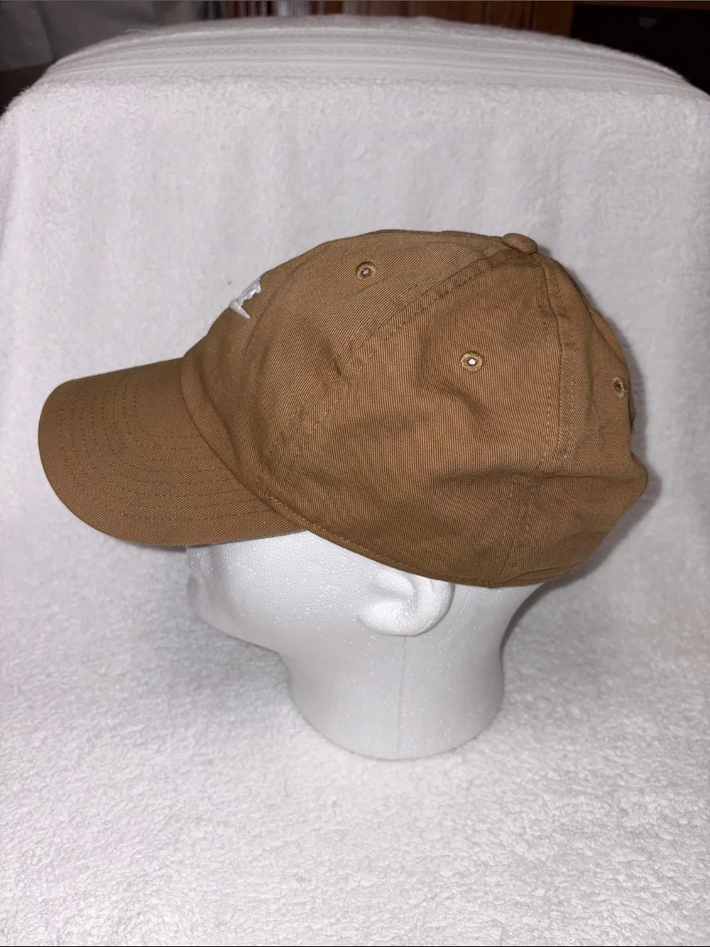 Nike structured future gold Brown Baseball Cap with White Swoosh os